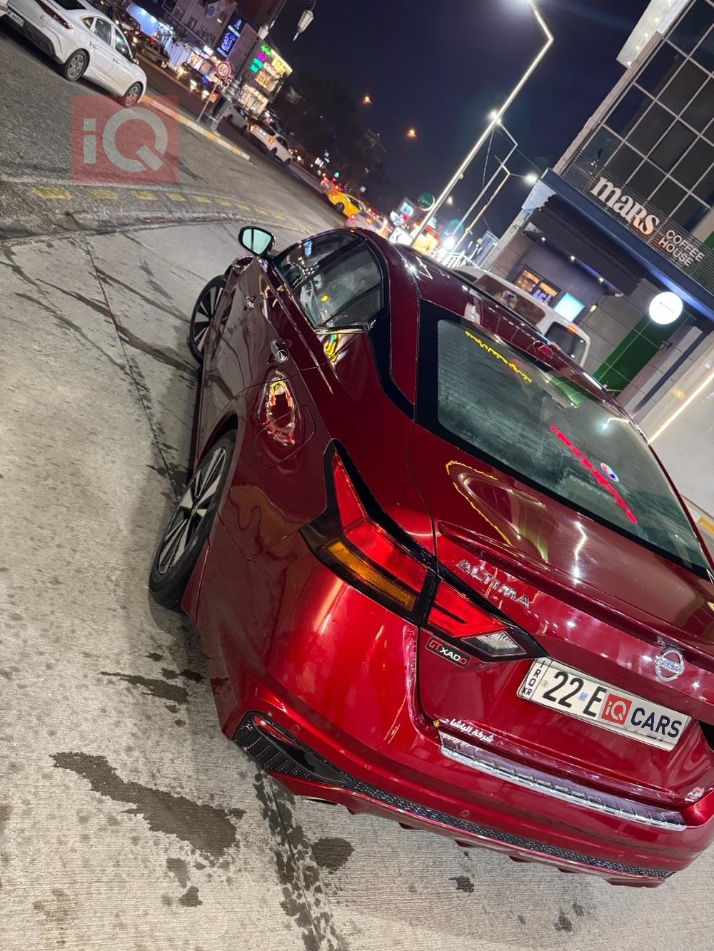 نيسان ألتيما